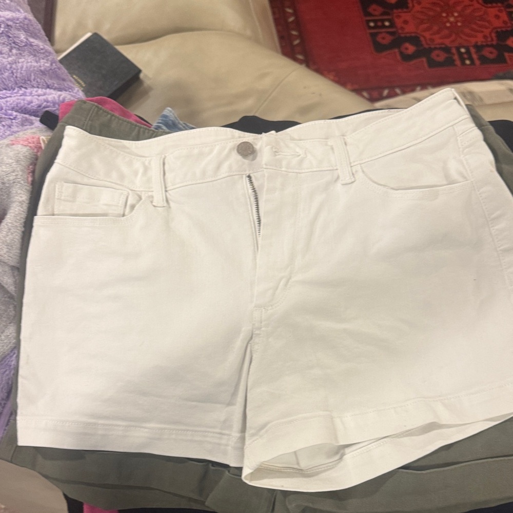 Market & Spruce Women's Cream Jean Shorts